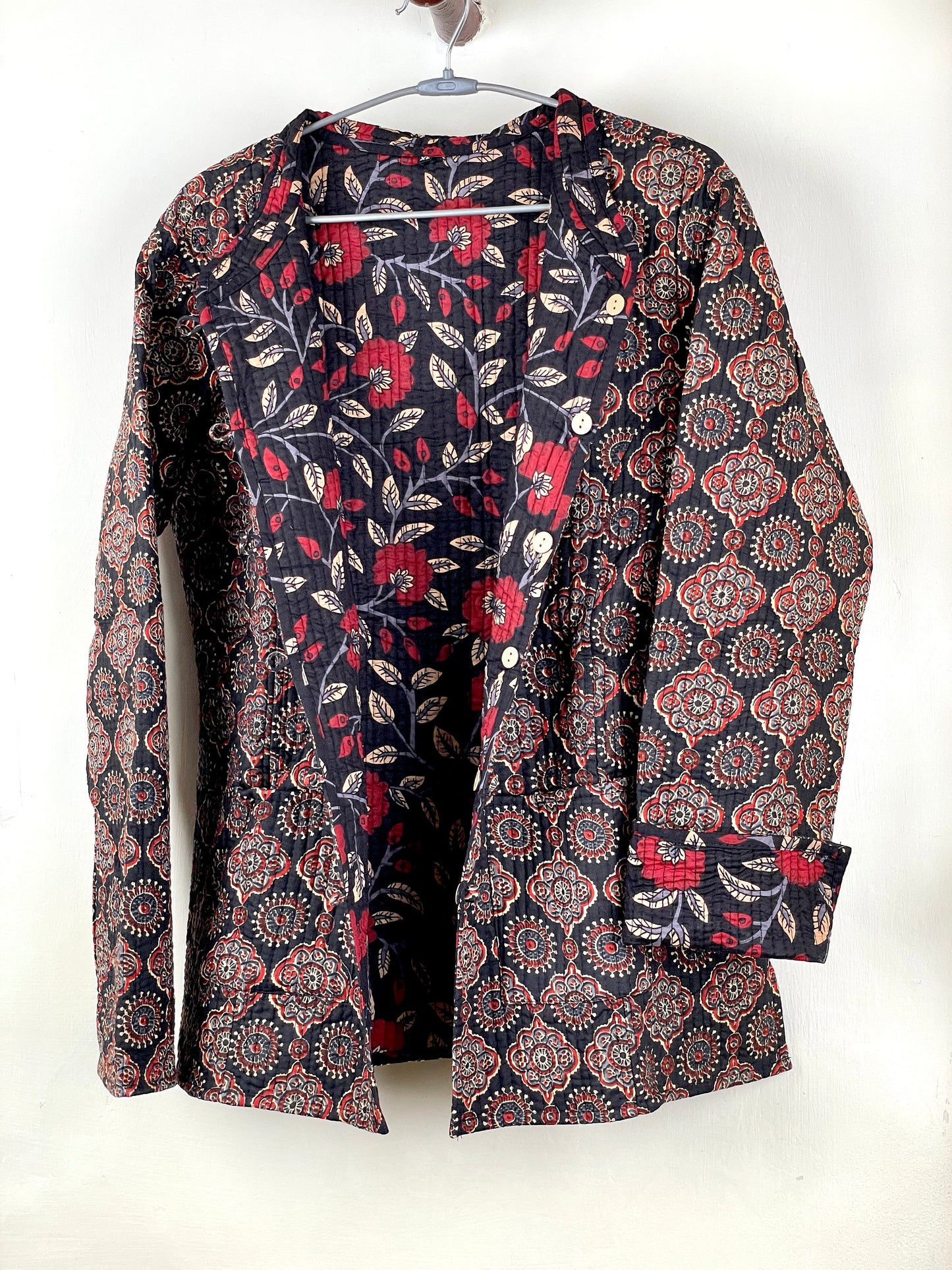 Indian Handmade Quilted Fabric Jacket Stylish Black & Red Floral Women's Coat, Reversible Jacket for Her
