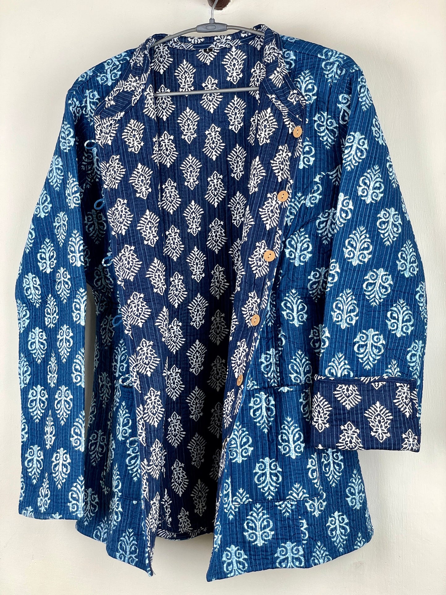 Indian Handmade Quilted Cotton Fabric Jacket Stylish Blue & White Floral Women's Coat, Reversible Waistcoat, Christmas Gift for Her