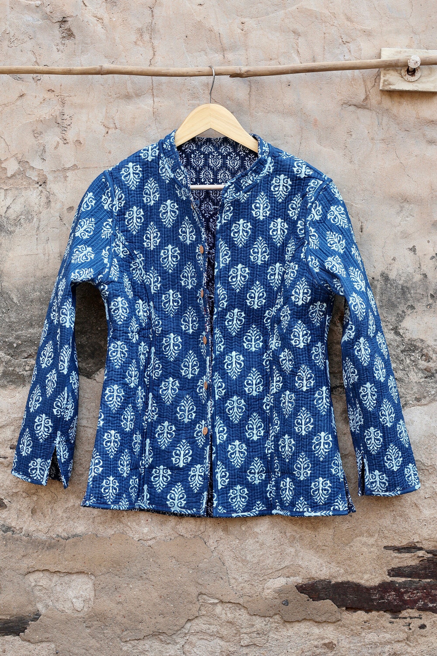 Indian Handmade Quilted Cotton Fabric Kantha Jacket Stylish Blue & White Floral Bohemian Women's Coat, Reversible Waistcoat for Her