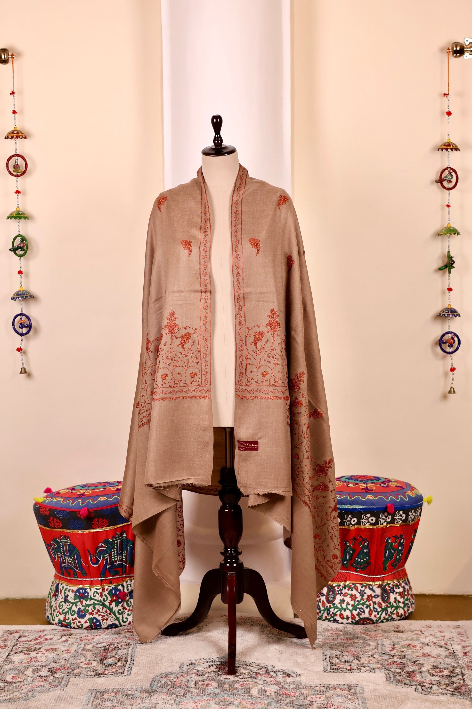 Brown Pashmina Cashmere Shawl, Sozni Embroidery Kashmiri Pashmina Silk Shawl, Premium Cashmere Scarfs, Soft & Warm Shawls, Christmas Gift