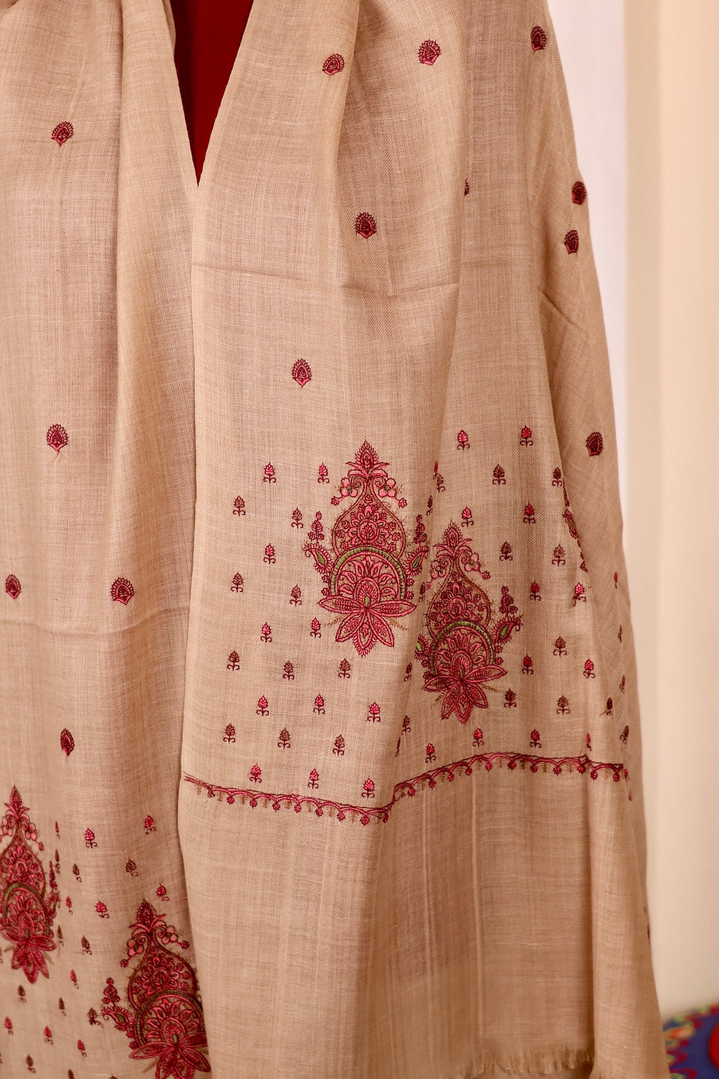 Brown Pashmina Cashmere Shawl, Sozni Embroidery Kashmiri Pashmina Silk Shawl, Premium Cashmere Scarfs, Soft & Warm Shawls, Christmas Gift