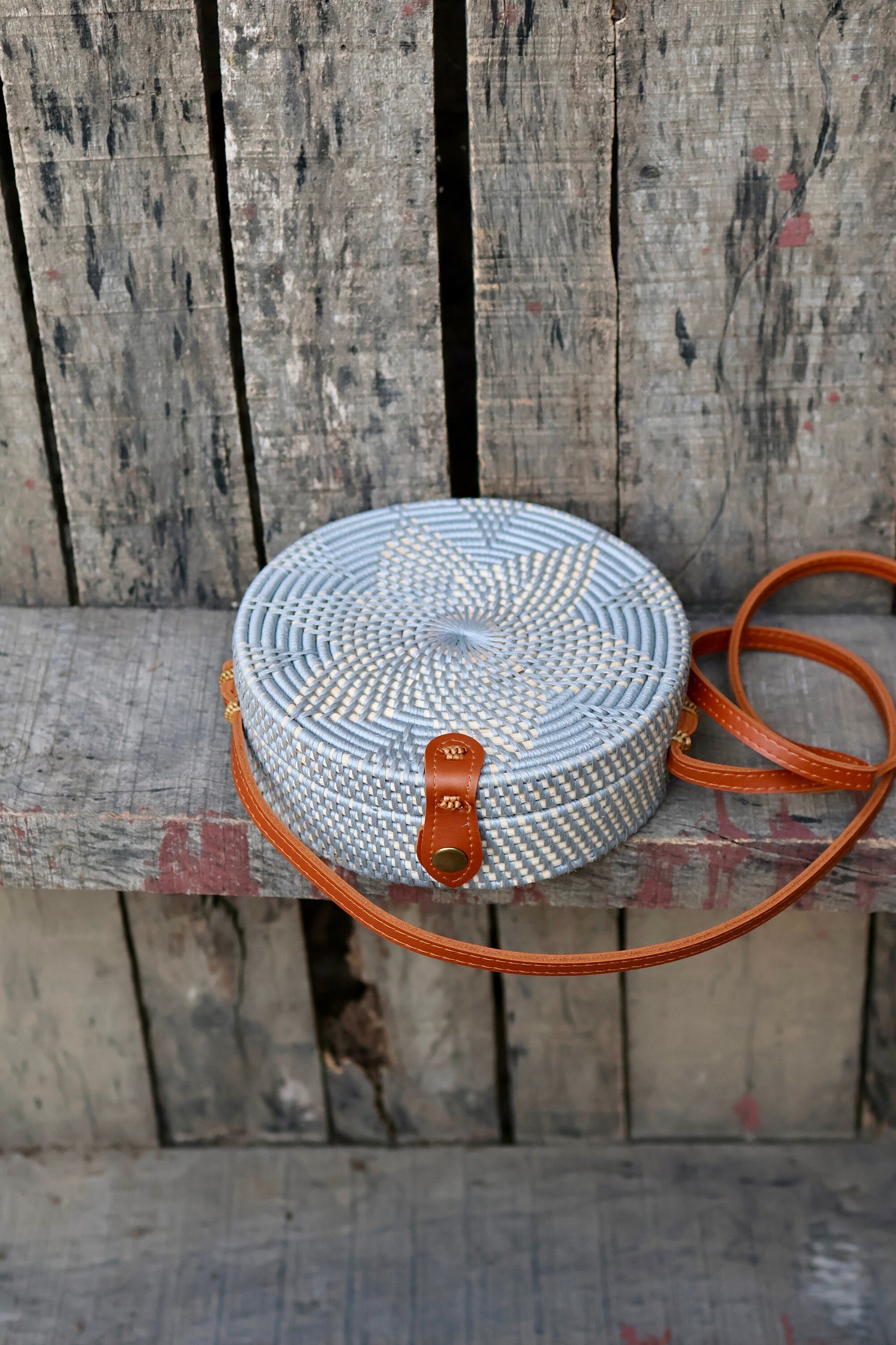 Round Rattan Bag with Flower Weaving, Bali Bag Handwoven Crossbody Purse, Braided Straw Bag, Bali Sling Bags, Rattan Bags, Gift for her