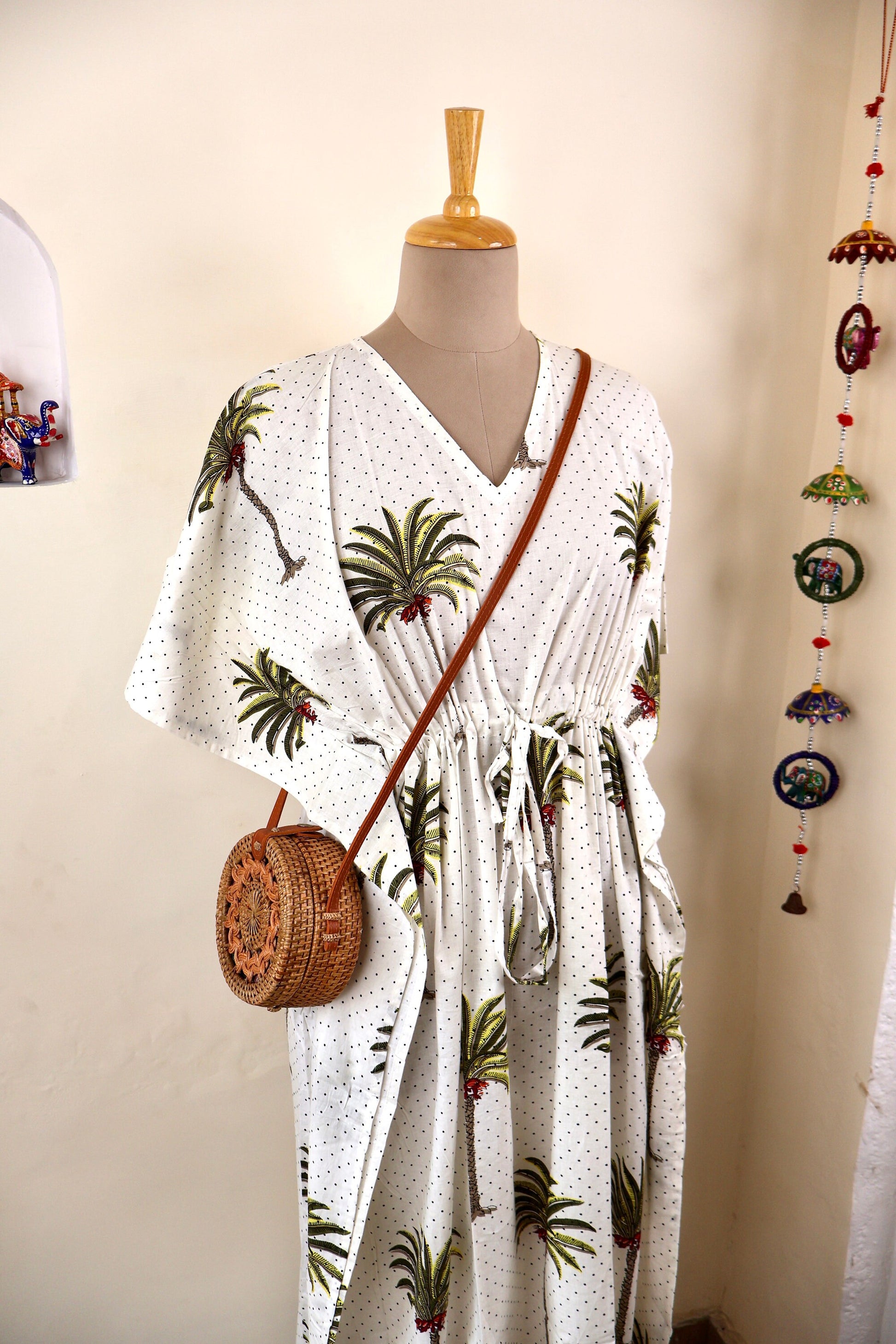 Round Rattan Bag with Braid Pattern, Bali Bags, Handwoven Crossbody Purse, Braided Straw Bag, Bali Sling Bags Rattan Bags Gift for her