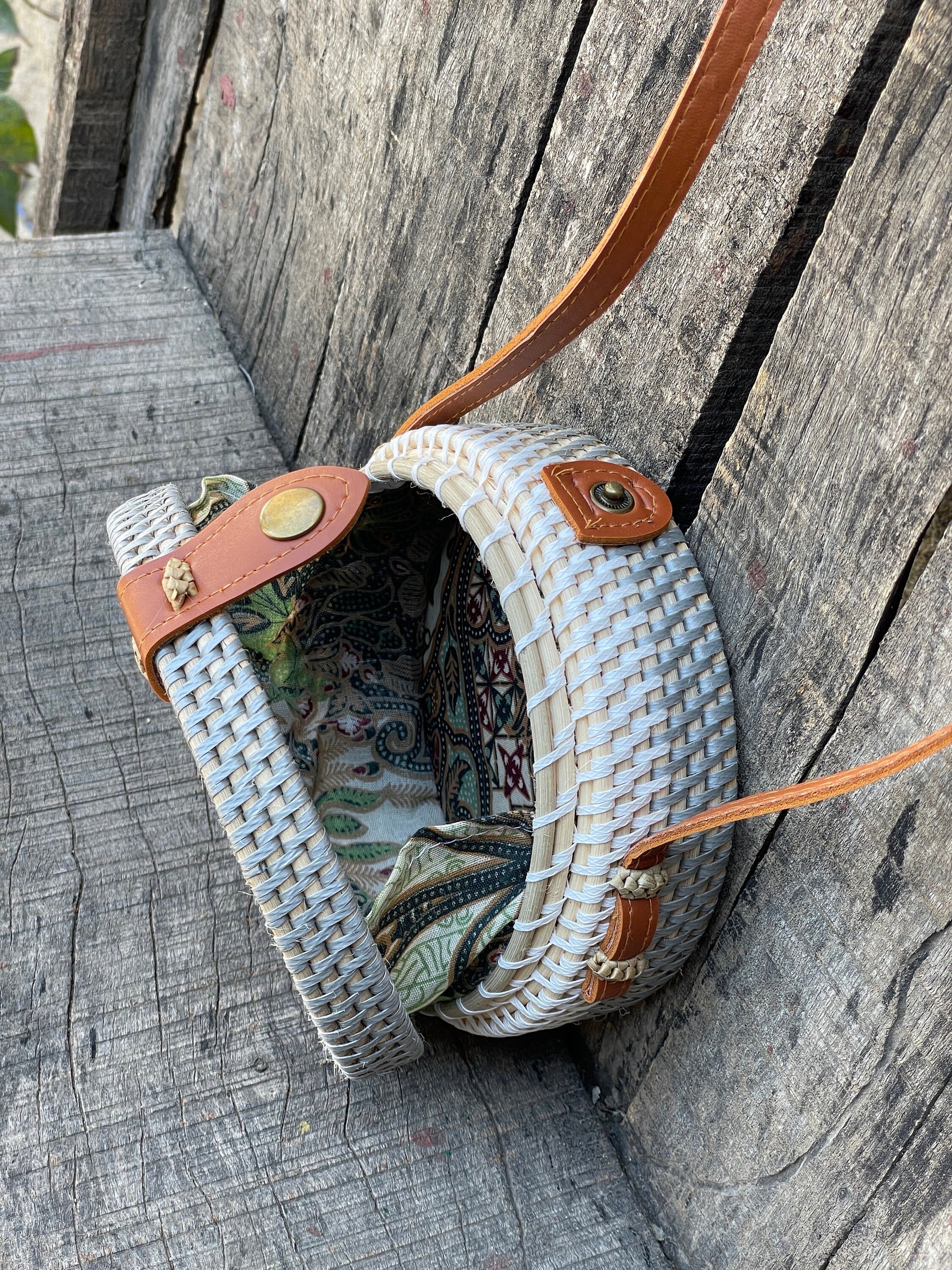 Round Rattan Bag with Braid Pattern, Bali Bags, Handwoven Crossbody Purse, Braided Straw Bag, Bali Sling Bags Rattan Bags Gift for her