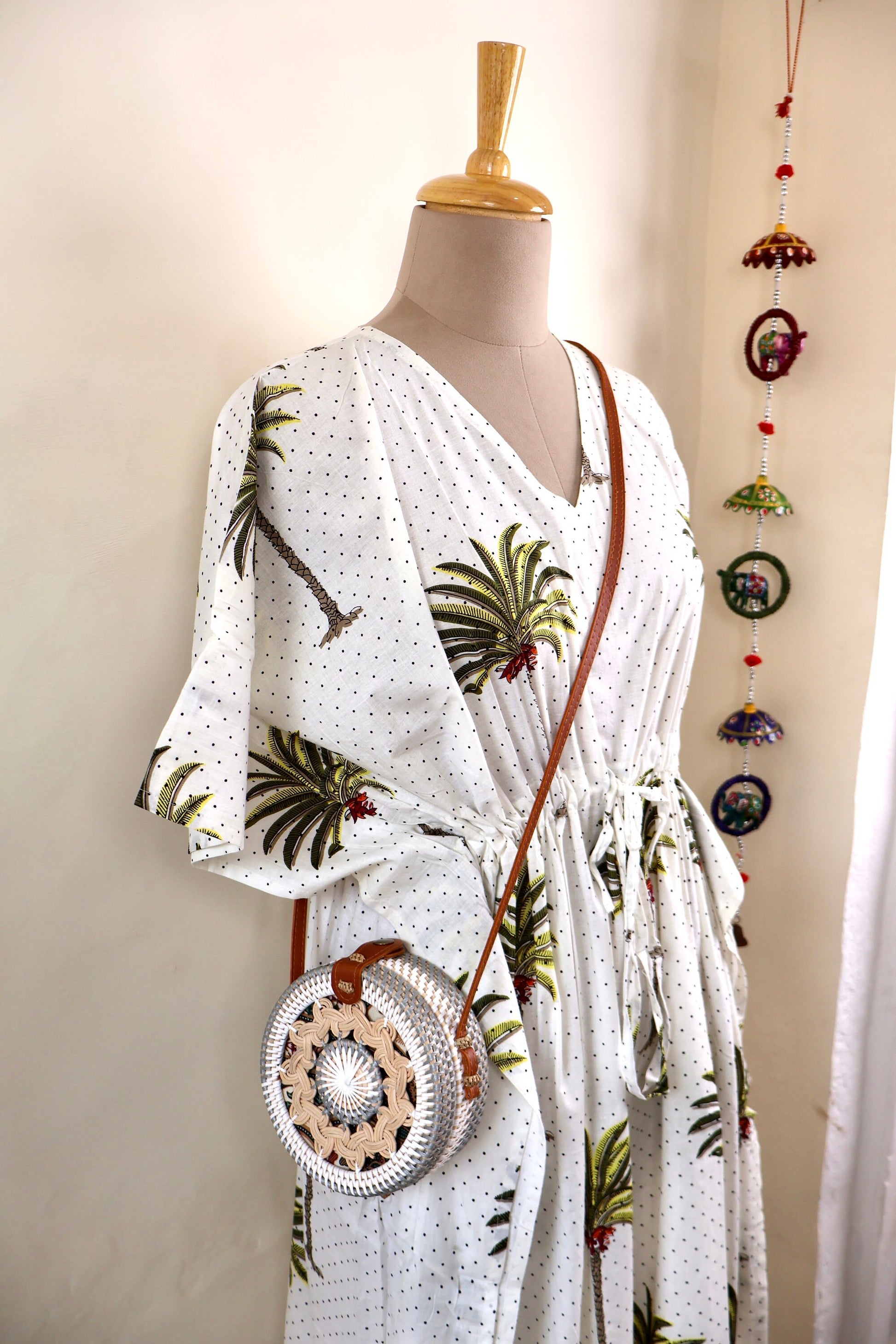 Round Rattan Bag with Braid Pattern, Bali Bags, Handwoven Crossbody Purse, Braided Straw Bag, Bali Sling Bags Rattan Bags Gift for her